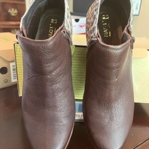 NAOT Helm Soft Brown Leather Cheetah Size 39 8.5 Pre-Owned